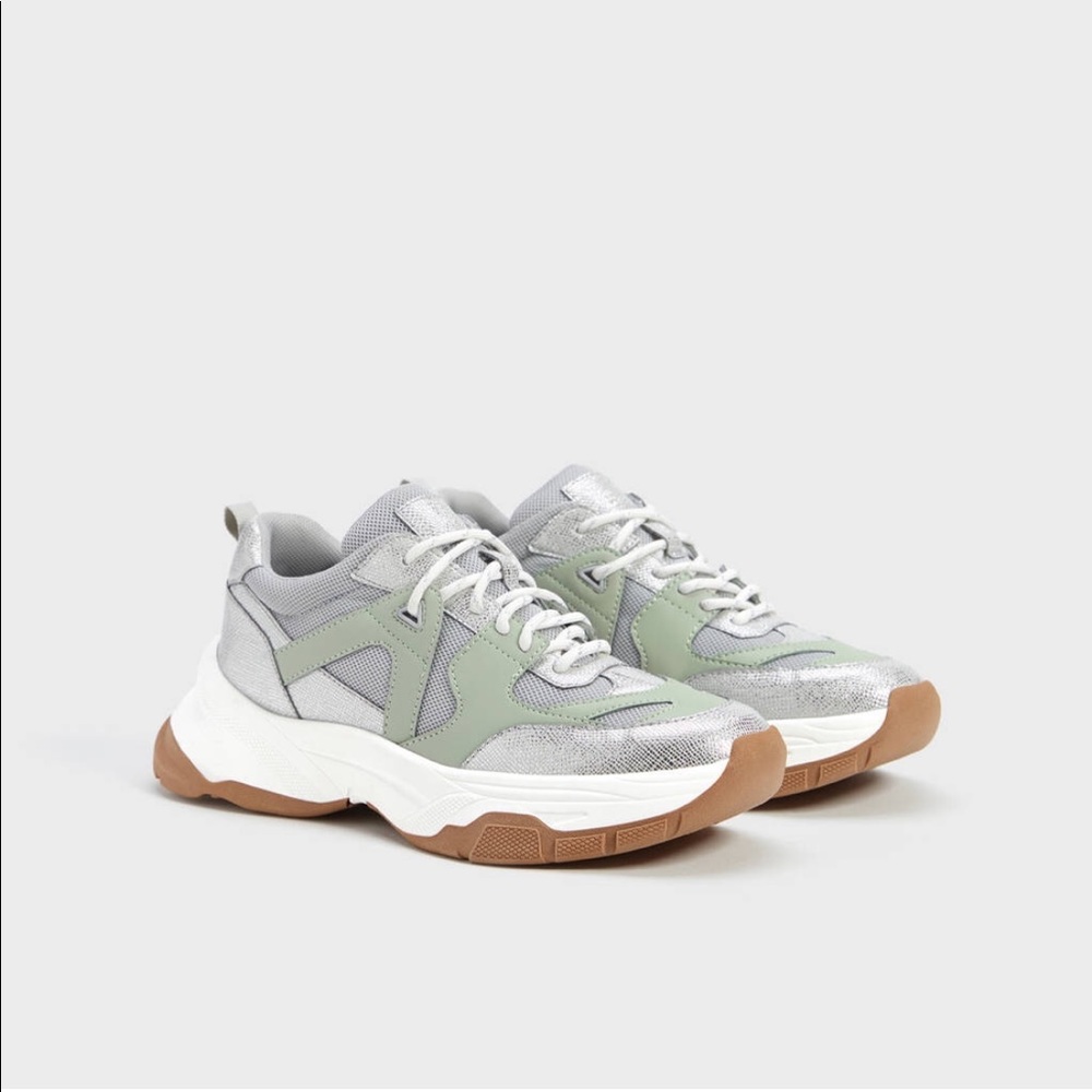 Bershka Chunky Sneaker - NEW